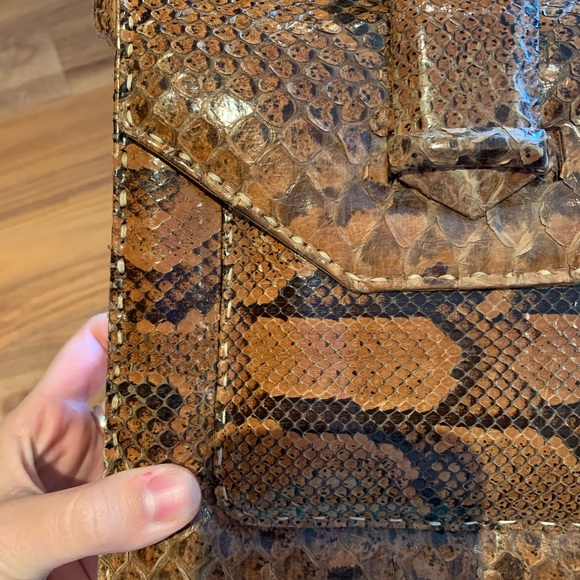 Vintage snakeskin purse - Picture 2 of 3